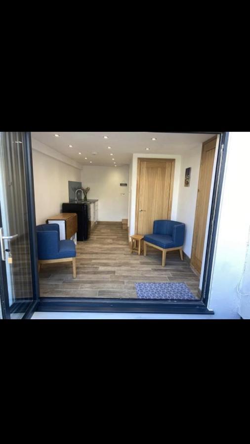Storm Cottage B&B Hugh Town Экстерьер фото